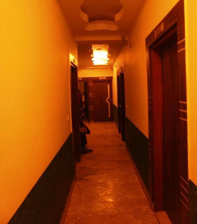 Oyo 2962 Hotel Sheel Gopal Vision Mathura Exterior foto