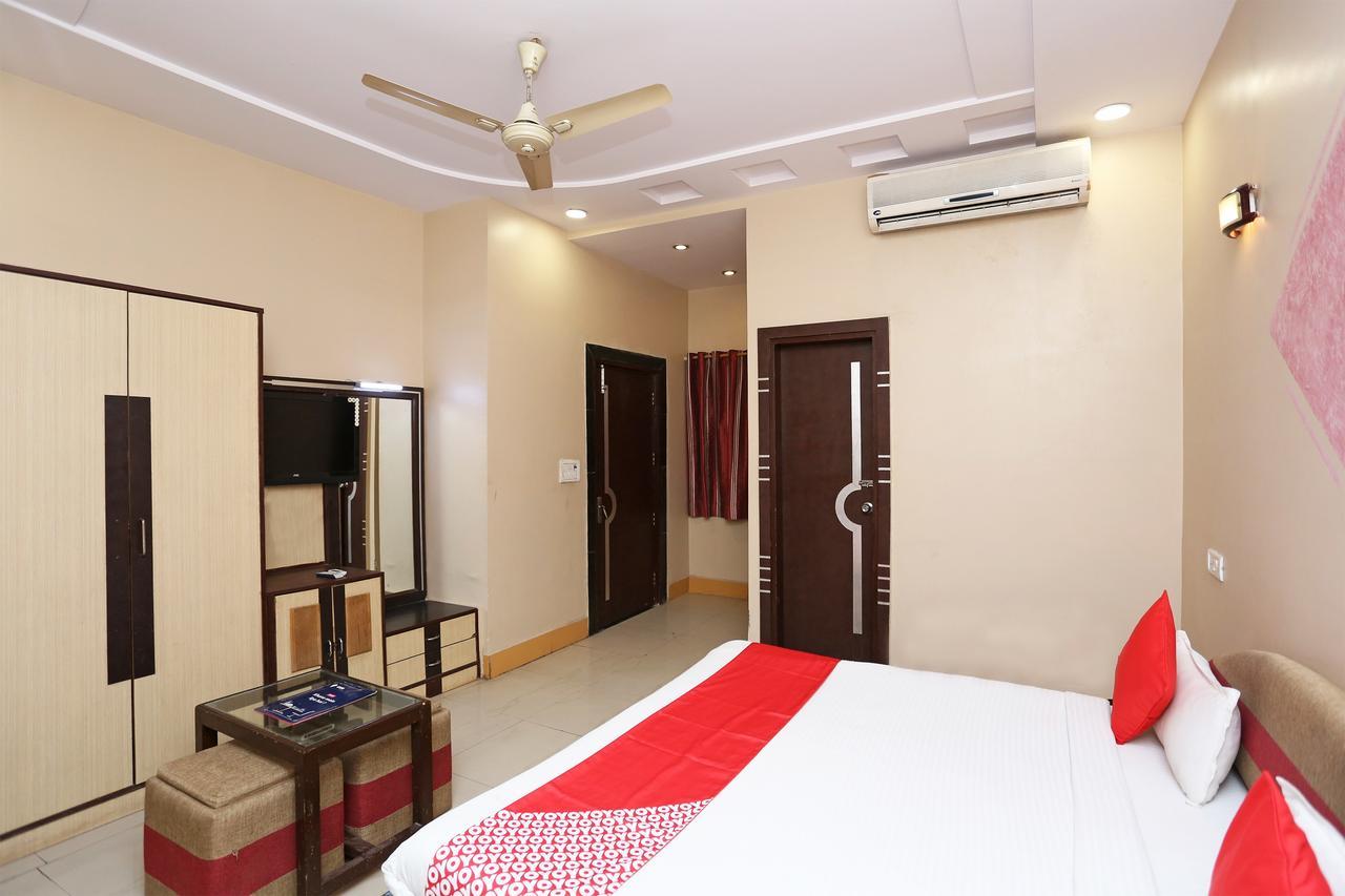 Oyo 2962 Hotel Sheel Gopal Vision Mathura Exterior foto